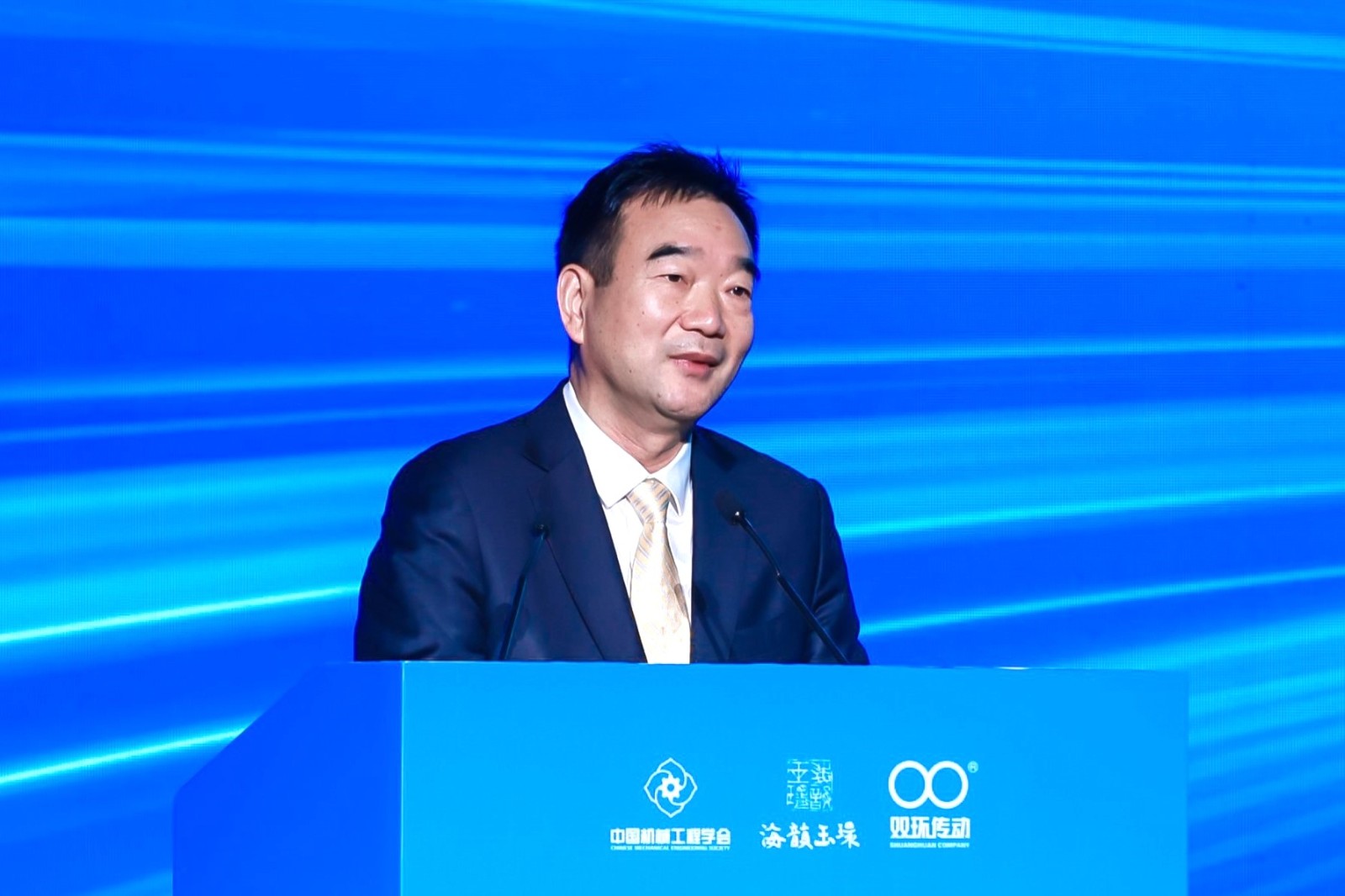 吳長鴻1.jpg